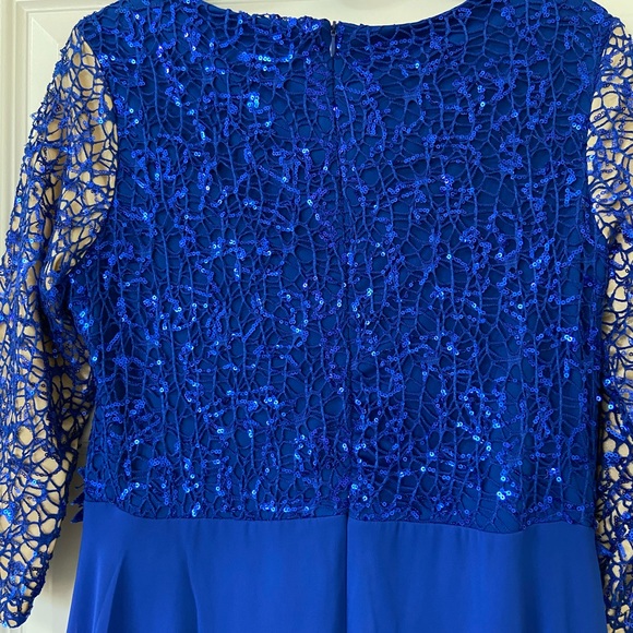 Maxi Blue Dress with Floral Design Size M - Picture 6 of 6